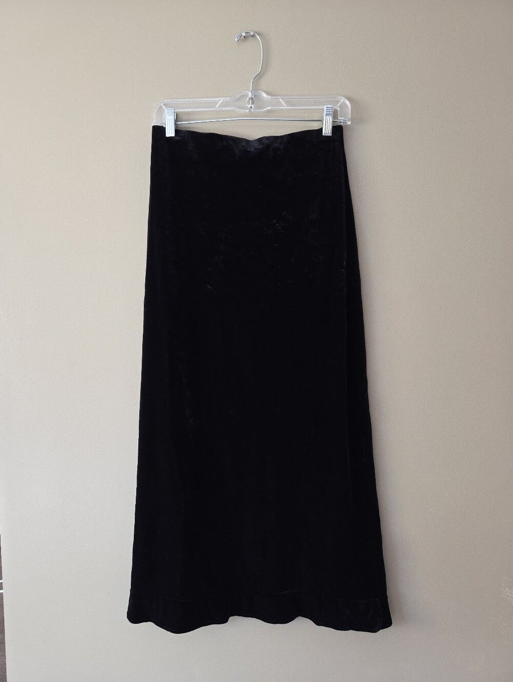 Vintage y2k Black Velvet Maxi Skirt Willi Smith